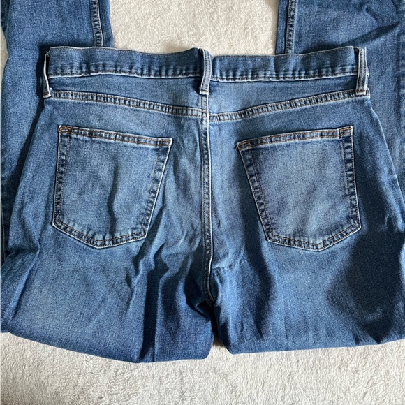 Old Navy Straight Leg Blue Jeans - Picture 4 of 7